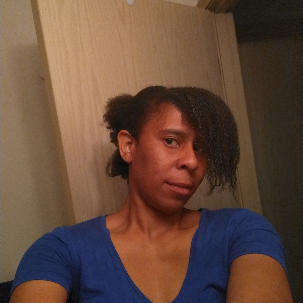 Meet your Posher, Morissa
